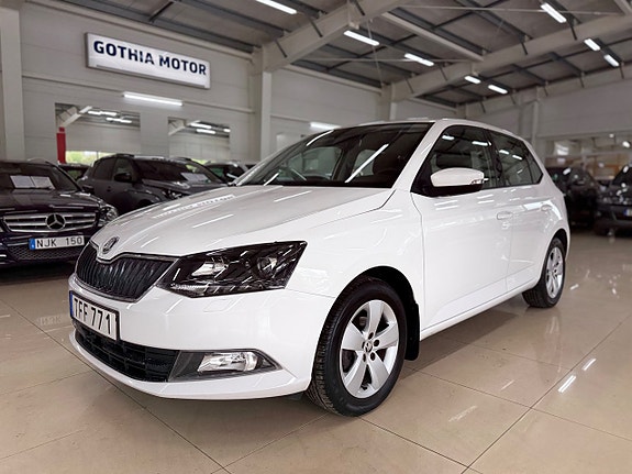 Skoda Fabia 3 of 9