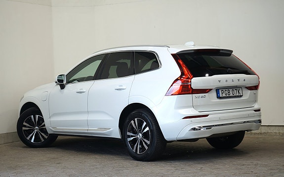 Volvo XC60 3 of 13