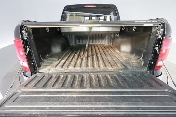 Volkswagen Amarok 7 of 27