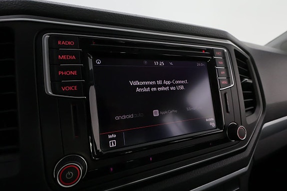 Volkswagen Amarok 24 of 27