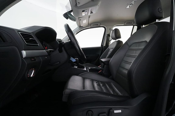 Volkswagen Amarok 8 of 27