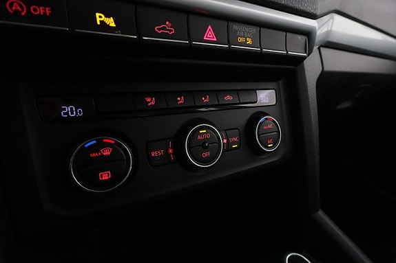 Volkswagen Amarok 19 of 27