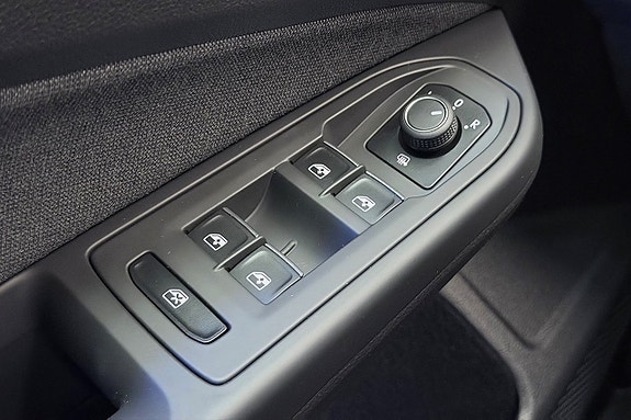 Volkswagen Golf I 17 of 30