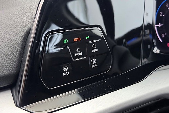 Volkswagen Golf I 18 of 30