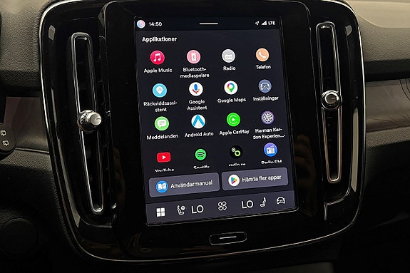 Volvo XC40 28 of 30