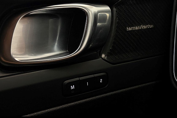 Volvo XC40 24 of 30