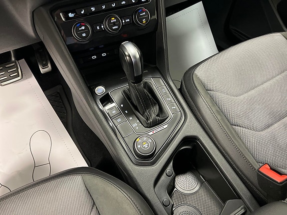 Volkswagen Tiguan Allspace 12 of 21