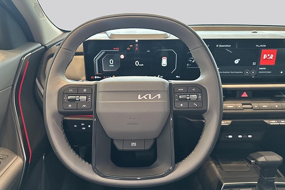 Kia Seltos 9 of 21