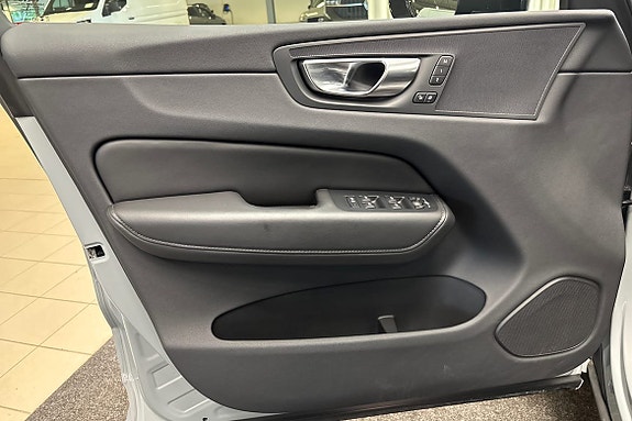 Volvo XC60 22 of 27