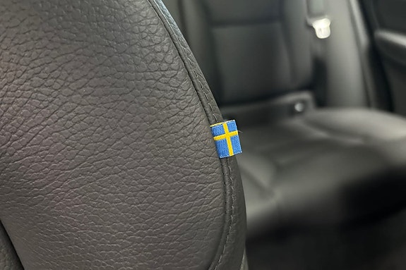 Volvo XC60 15 of 27