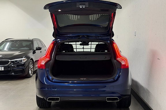 Volvo V60 23 of 30