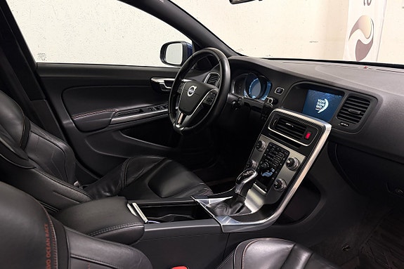 Volvo V60 28 of 30