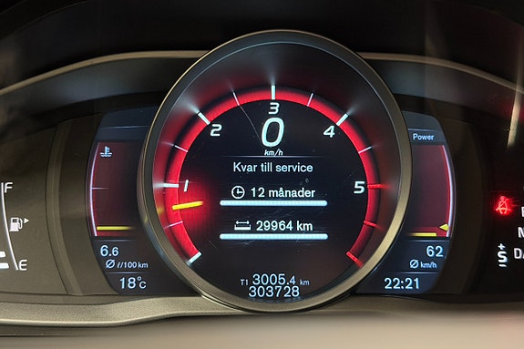 Volvo V60 13 of 30