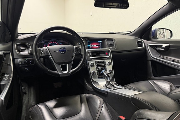 Volvo V60 9 of 30