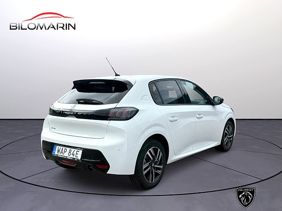 Peugeot 208 7 of 16