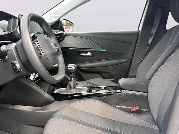 Peugeot 208 13 of 16
