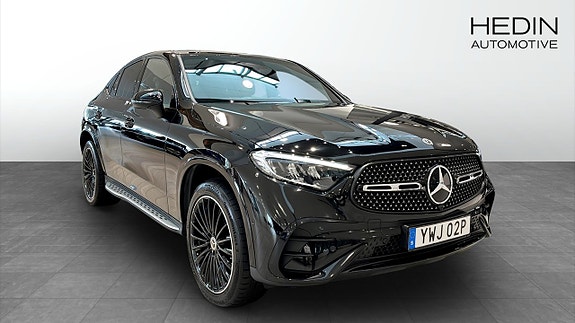 Mercedes-Benz GLC300 e 2 of 22