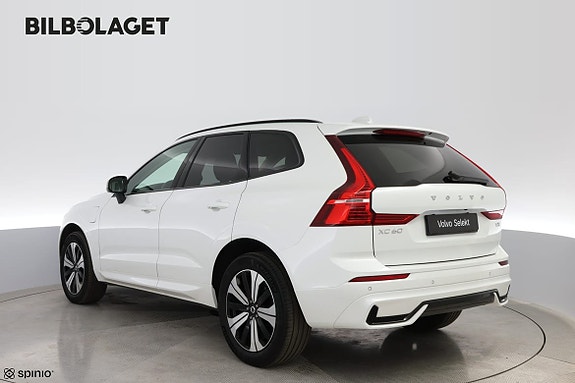 Volvo XC60 3 of 17