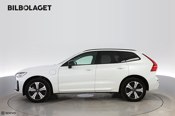Volvo XC60 2 of 17