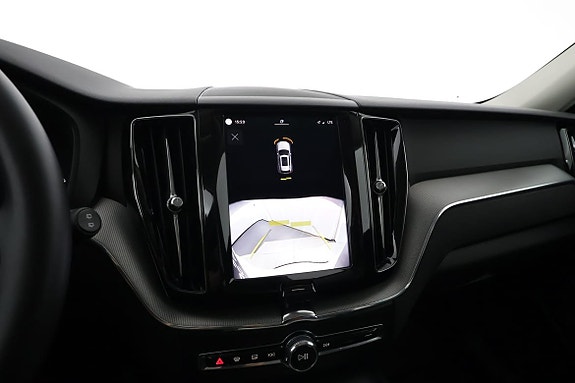Volvo XC60 13 of 17