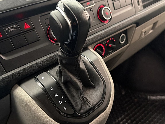 Volkswagen Transporter 23 of 29