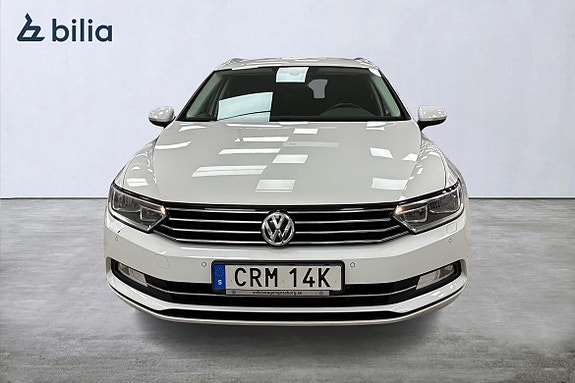 Volkswagen Passat 6 of 21