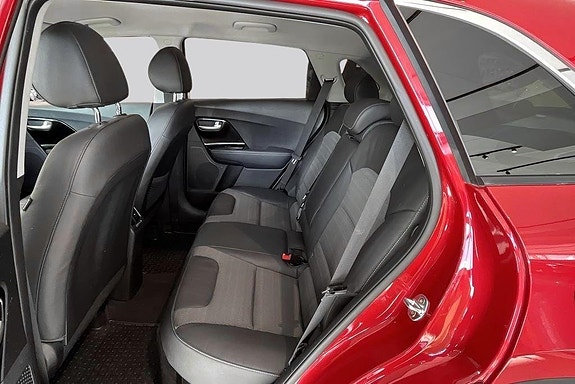 Kia Niro 9 of 19