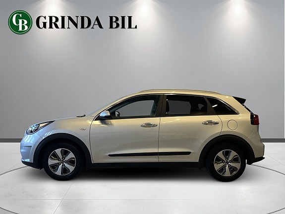 Kia Niro 2 of 30