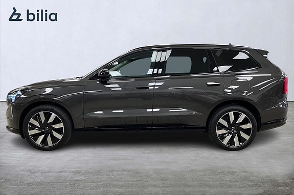 Volvo EX90 3 of 27