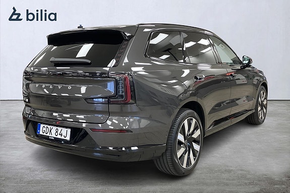 Volvo EX90 19 of 27