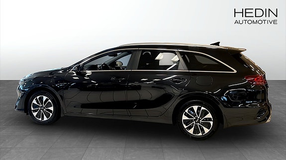 Kia Ceed 4 of 12