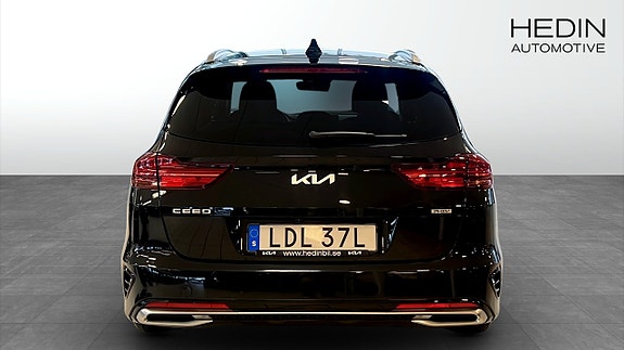 Kia Ceed 5 of 12
