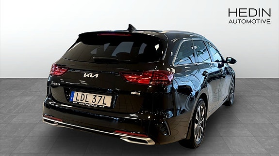 Kia Ceed 6 of 12