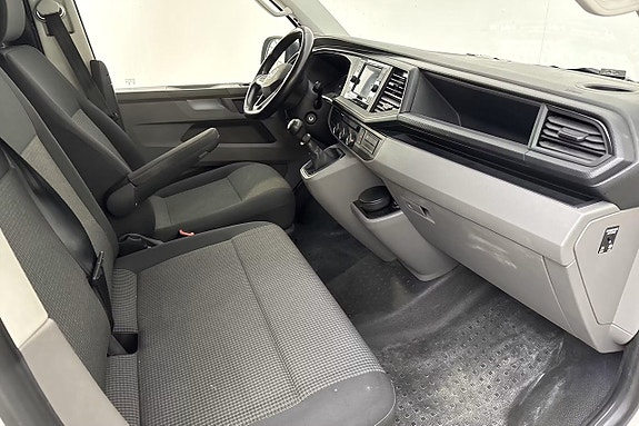 Volkswagen Transporter 9 of 12