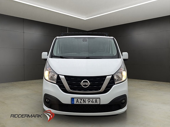 Nissan NV300 5 of 29
