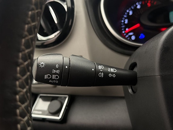 Nissan NV300 14 of 29