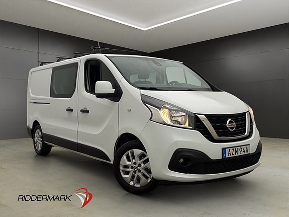 Nissan NV300 3 of 29