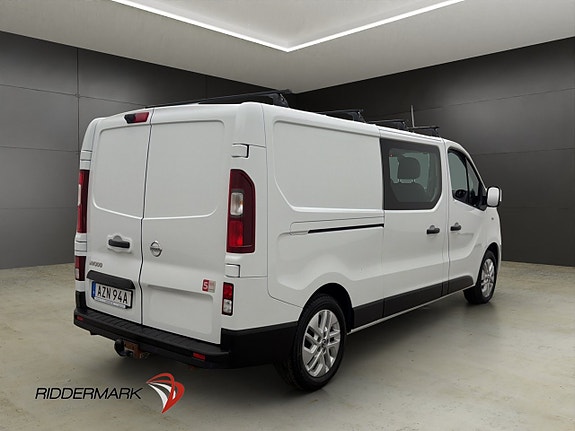 Nissan NV300 9 of 29