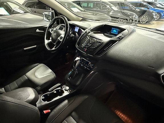 Ford Kuga 16 of 26