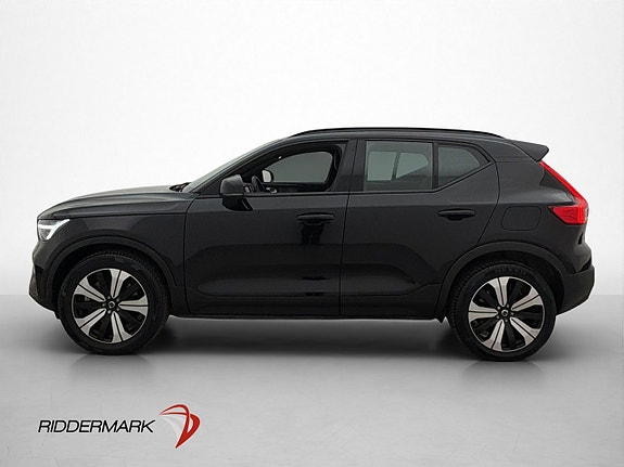 Volvo XC40 5 of 30