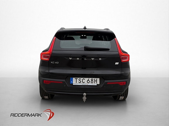 Volvo XC40 8 of 30