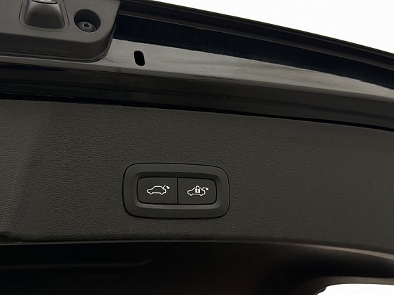 Volvo XC40 30 of 30
