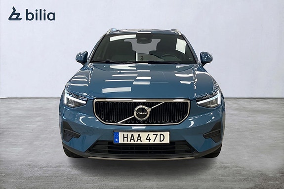 Volvo XC40 6 of 24
