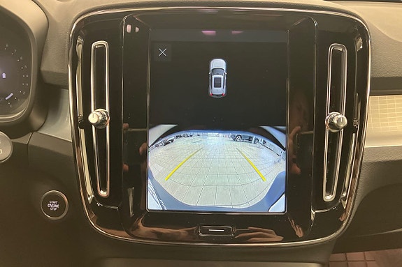 Volvo XC40 22 of 24