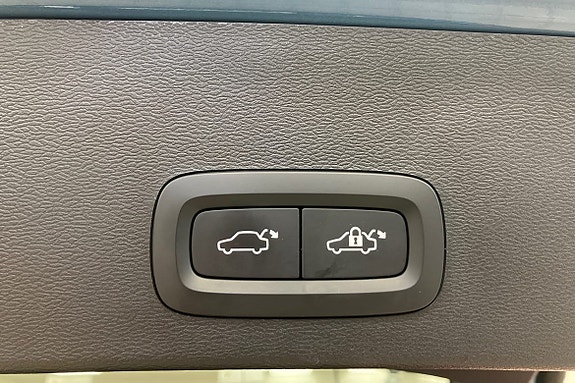 Volvo XC40 21 of 24