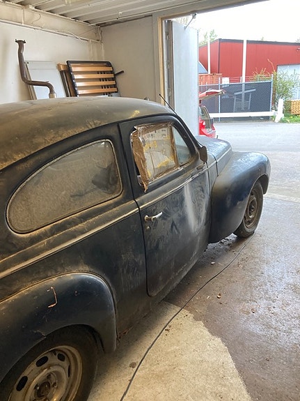 Volvo PV 3 of 8