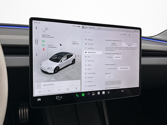 Tesla Model 3 21 of 30