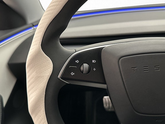 Tesla Model 3 14 of 30