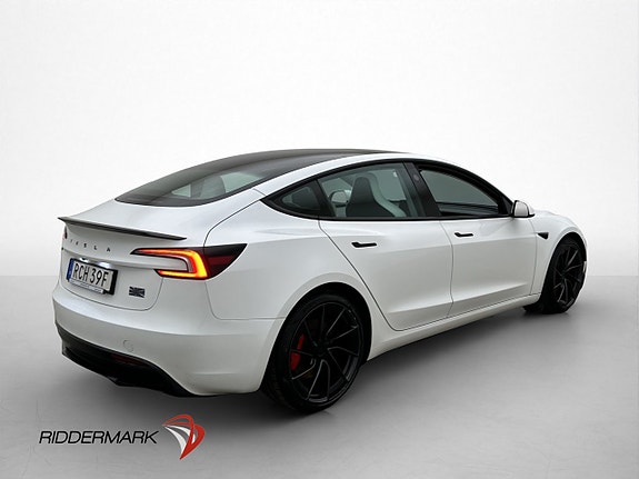 Tesla Model 3 9 of 30