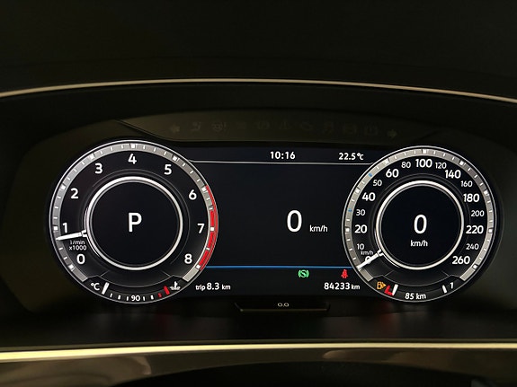 Volkswagen Tiguan 9 of 23